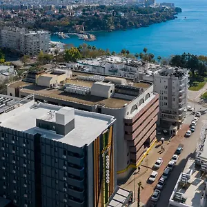 فندق Afflon Loft, أنطاليا