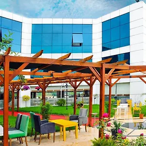 3* Hotel Expo Park